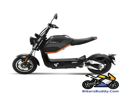 Sunra Miku Max motorcycle