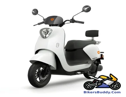 Yadea M6L motorcycle